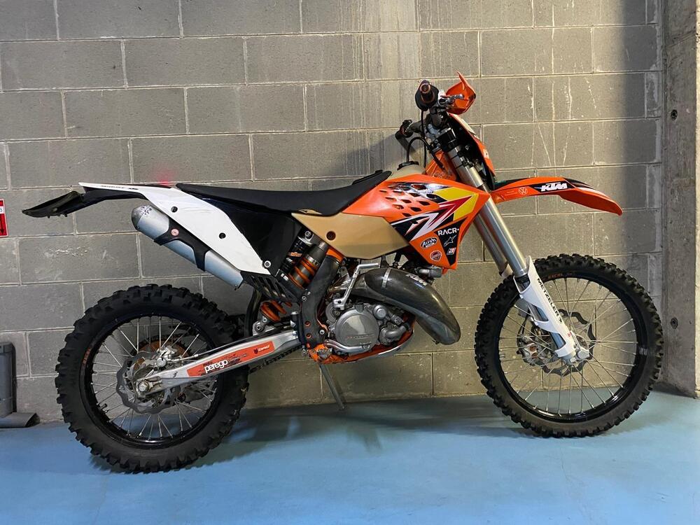 KTM 125 EXC Six Days (2010) (2)