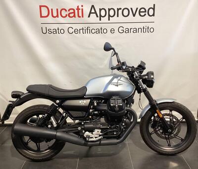 Moto Guzzi V7 Stone (2021 - 24) usata