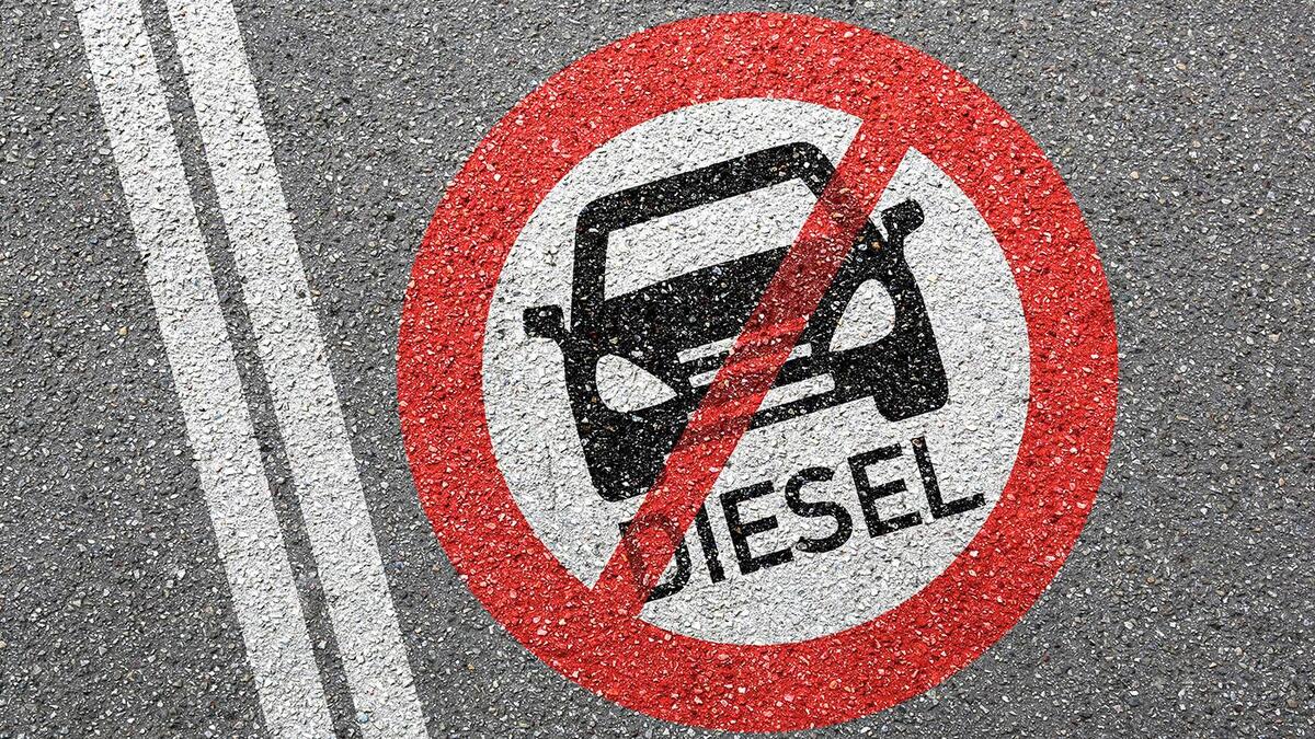 Blocco auto diesel Euro 5 rinviato al 2026: il divieto scatterà solo nelle città con oltre 100 mila abitanti