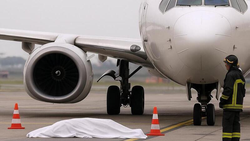 Motore assassino: tragedia a Orio al Serio, un uomo risucchiato da un jet. Ma quanto &egrave; potente un motore d&rsquo;aereo?