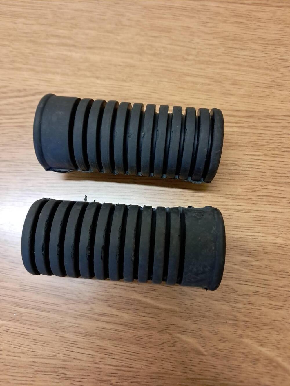 PEDANE IN GOMMA LE MANS 1000 1000 SP II SP III Moto Guzzi