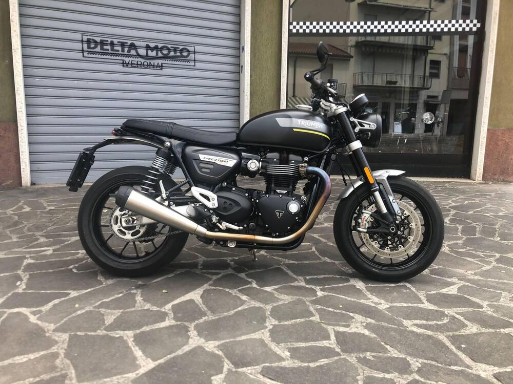 Triumph Speed Twin 1200 (2021 - 24) (2)
