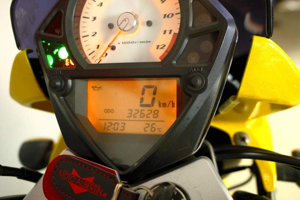 Suzuki SV 650 (2006 - 11) (7)