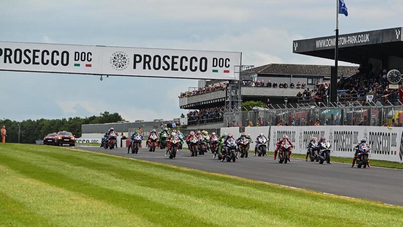 SBK 2025. GP del Regno Unito a Donington. Solo nove punti separano Bulega e Toprak! 