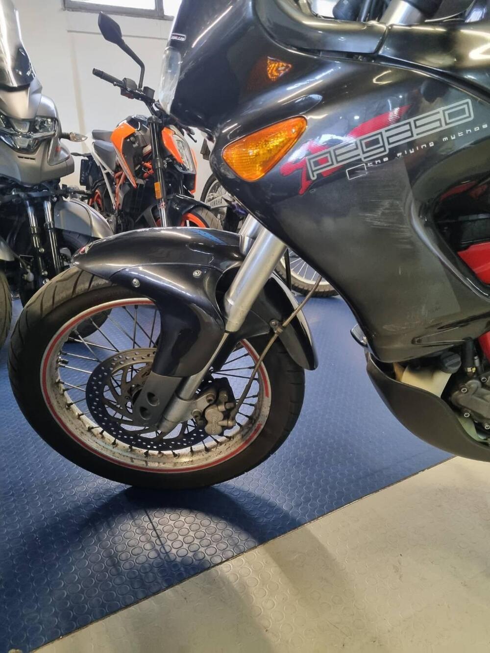 Aprilia Pegaso 650 (1997 - 00) (5)