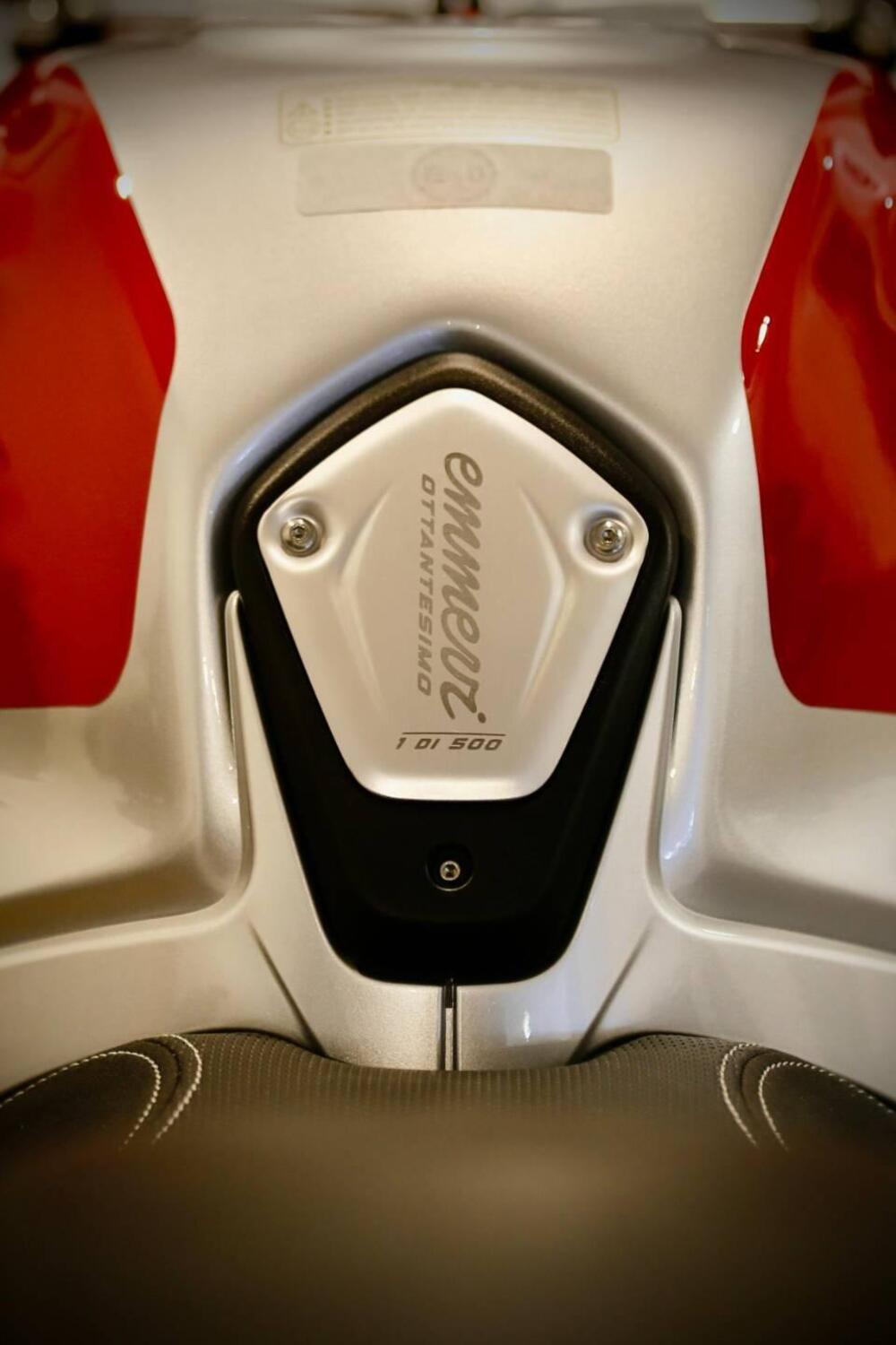 MV Agusta Brutale 800 RR Ottantesimo (2025) (7)