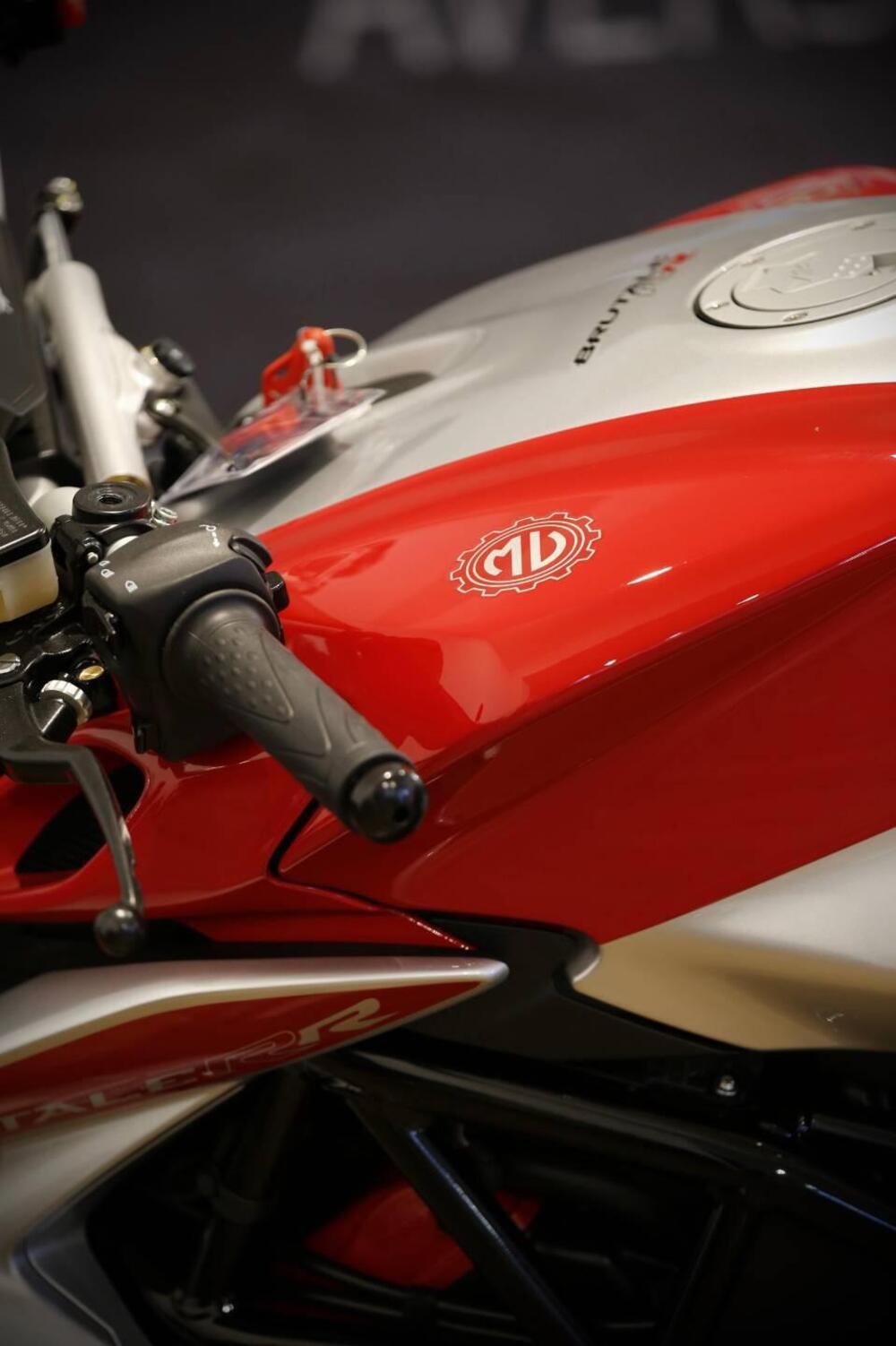 MV Agusta Brutale 800 RR Ottantesimo (2025) (10)