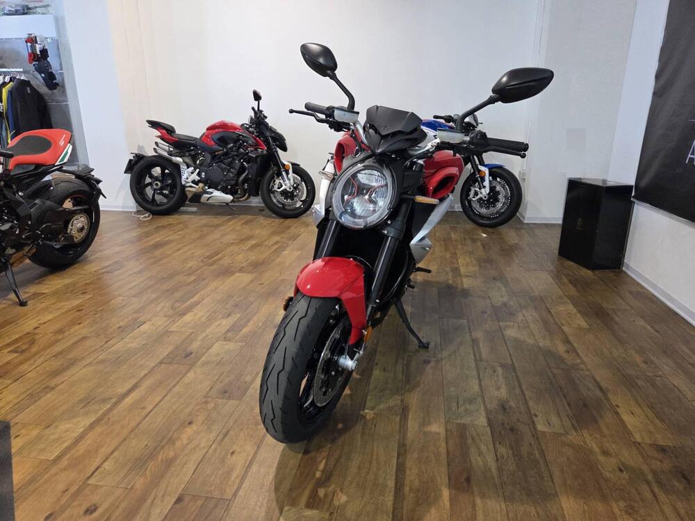 MV Agusta Brutale 800 RR Ottantesimo (2025) (14)