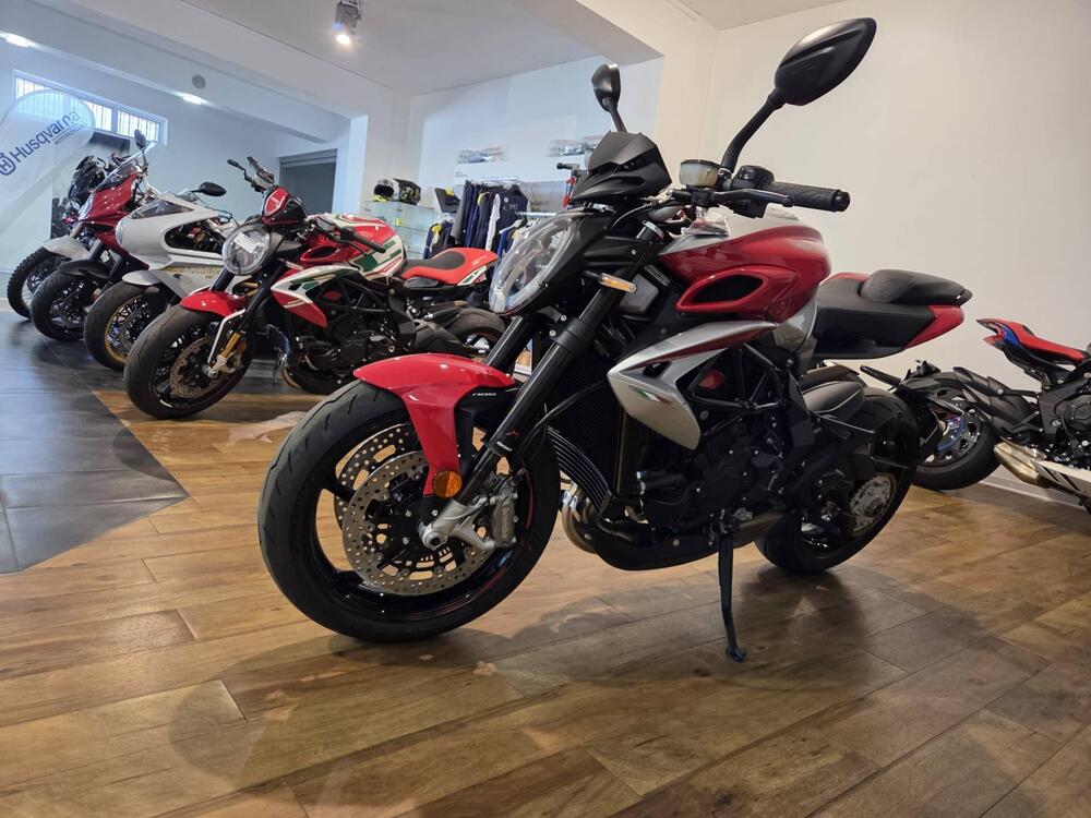 MV Agusta Brutale 800 RR Ottantesimo (2025) (16)