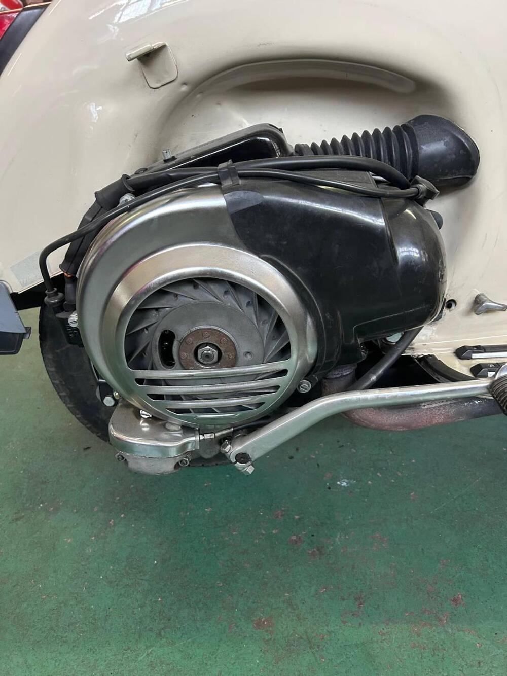 Piaggio Vespa PX 150 (10)