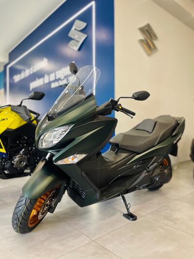 Suzuki Burgman 400 (2025) nuova