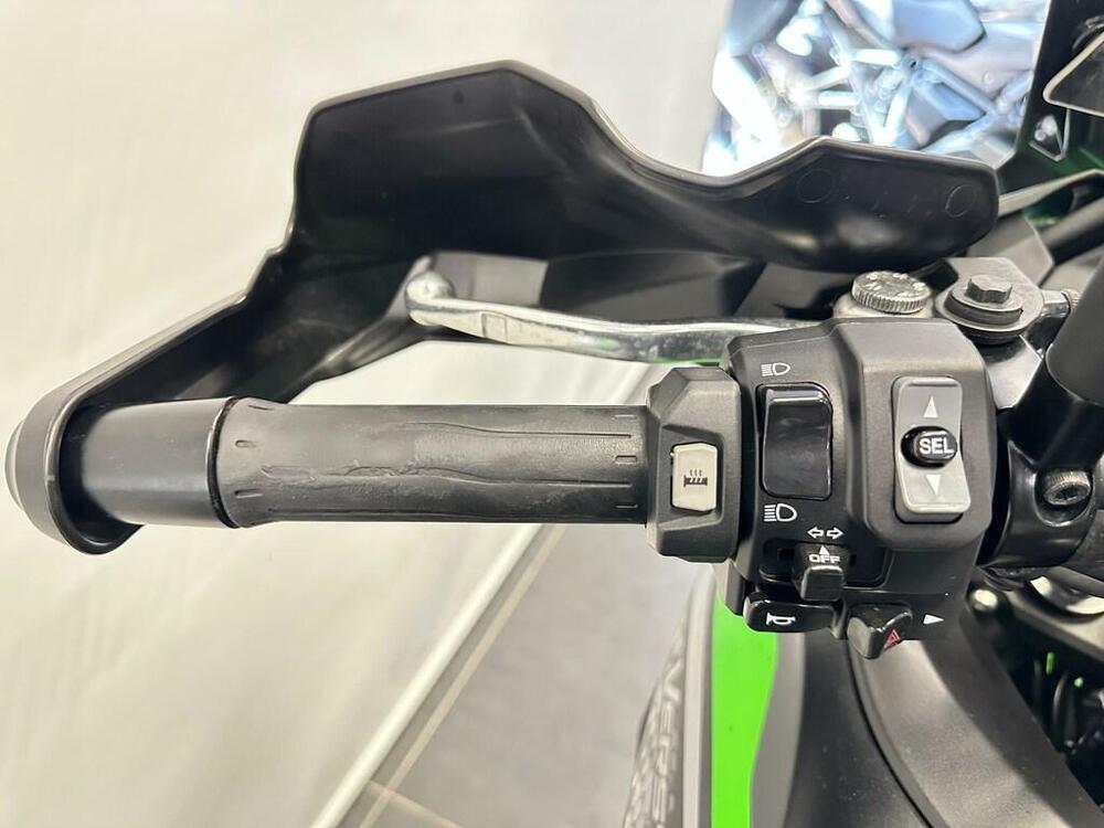 Kawasaki Versys 650 Urban (2022 - 24) (8)