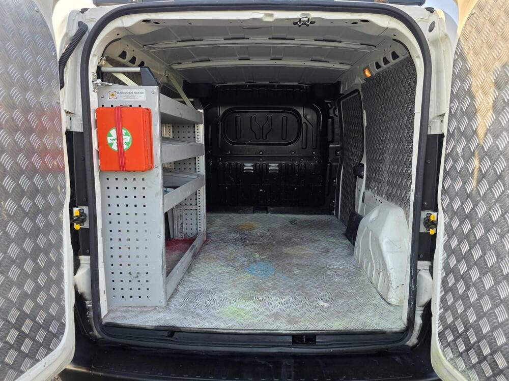Opel Combo usata a Viterbo (11)