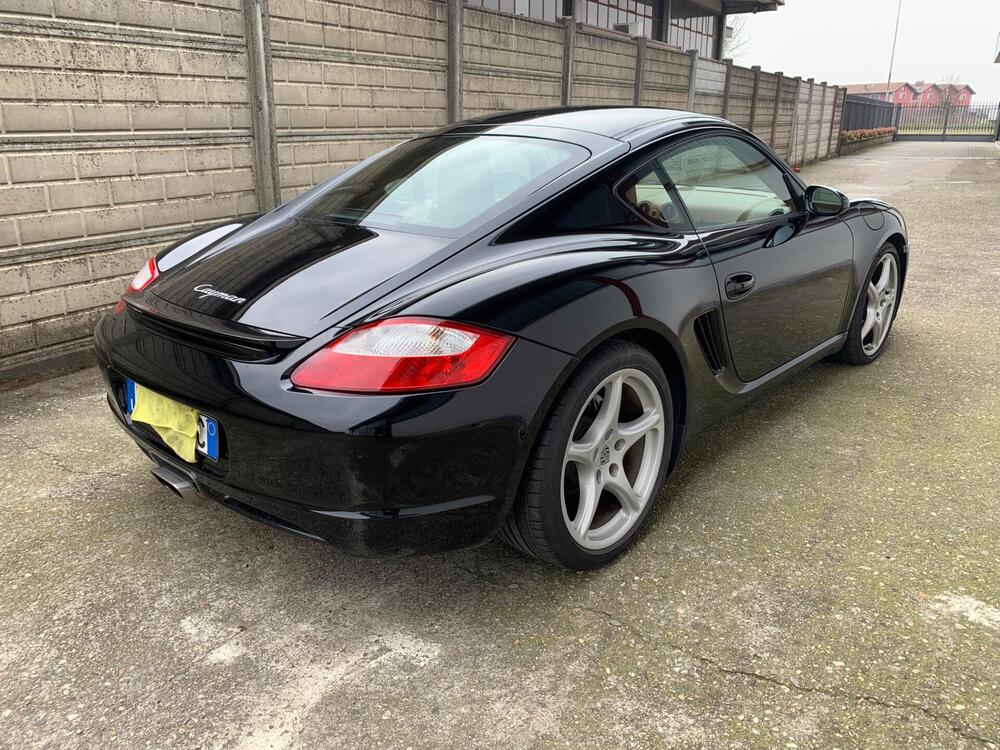 Porsche Cayman usata a Milano (2)