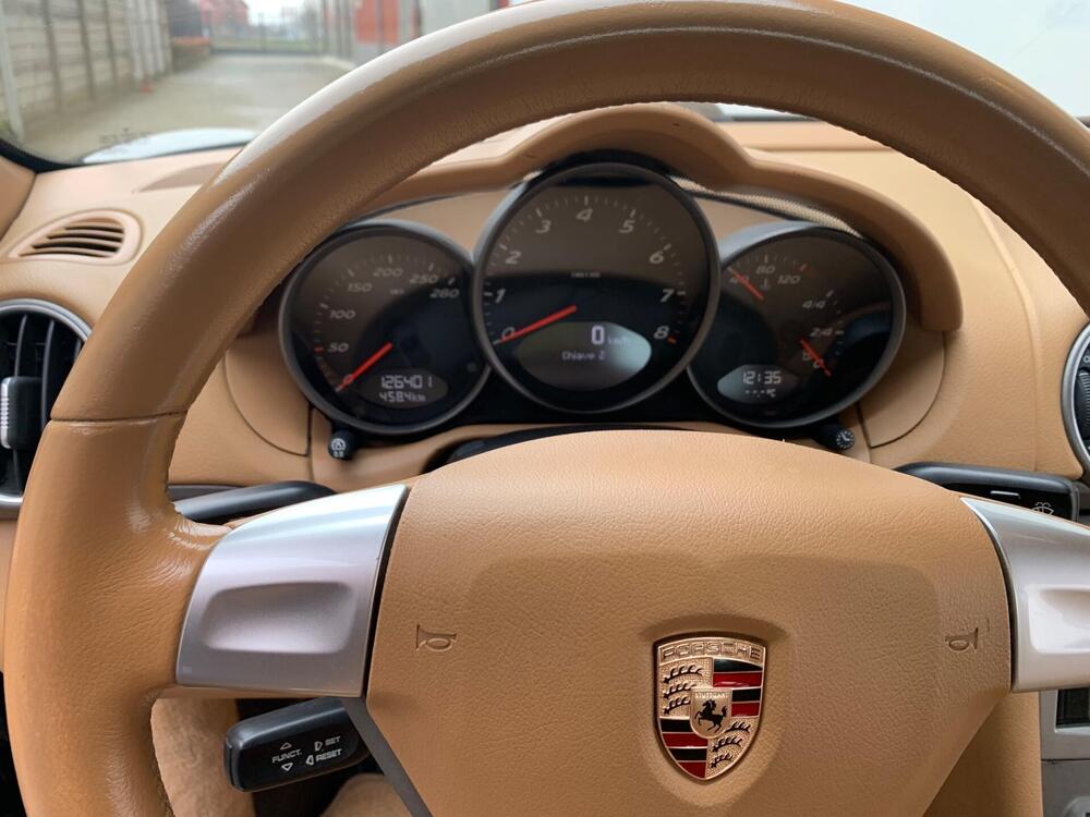 Porsche Cayman usata a Milano (7)