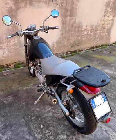 Aprilia Mot&ograve; 6.5 650 usata