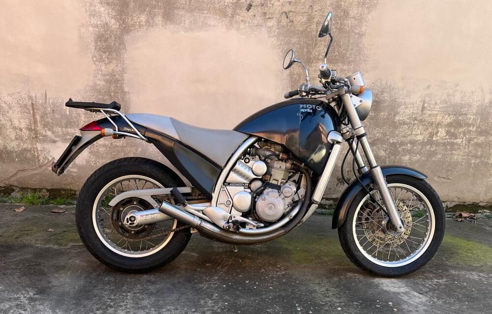 Aprilia Motò 6.5 650 (2)