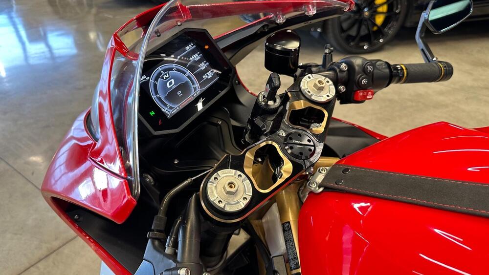 MV Agusta Superveloce 800 Serie Oro (2019 - 20) (14)