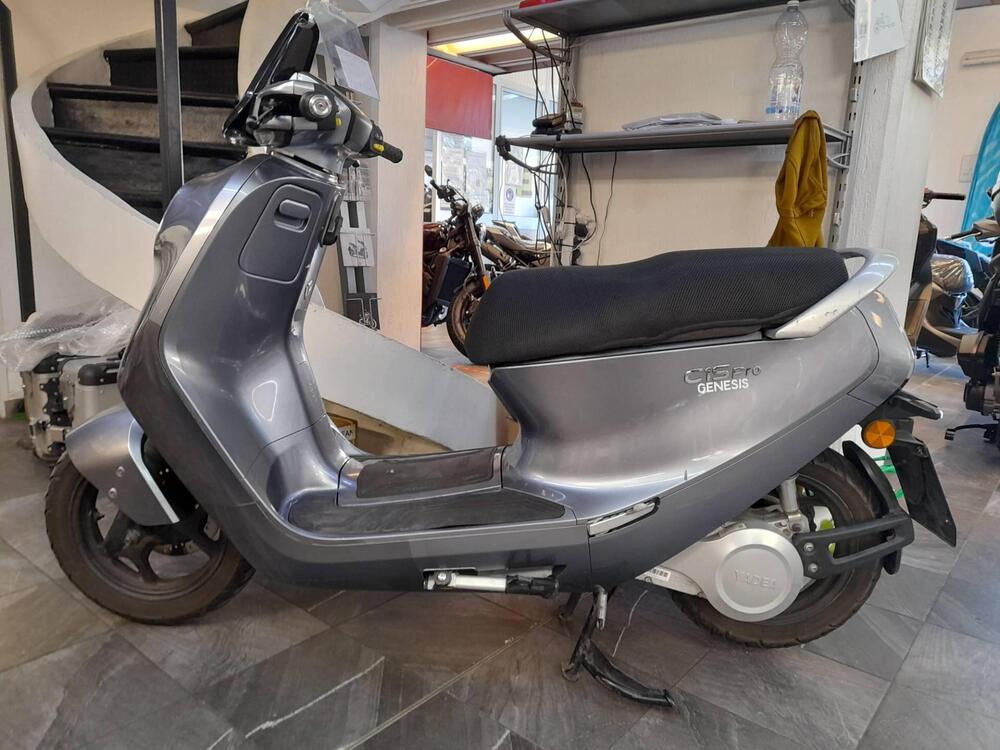 Yadea C1S Pro (2020 - 25) (2)