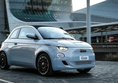 Fiat 500: nuova batteria nel 2027 per rilanciare l'elettrica