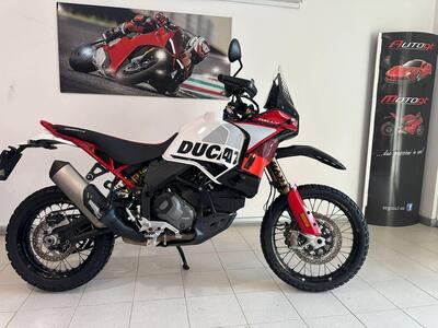 Ducati DesertX Rally (2024 - 25) usata