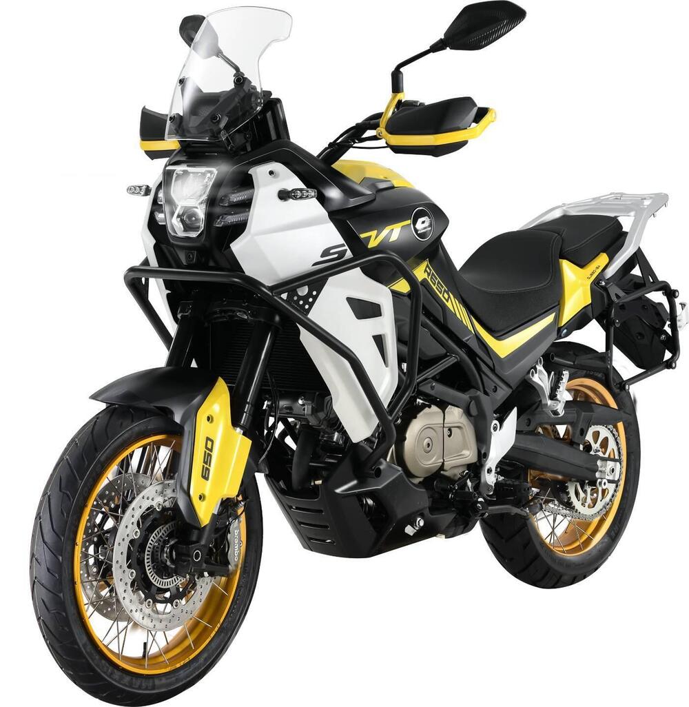 QJ Motor SVT 650 X (2025 - 26) (4)