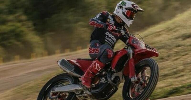Una Ducati da flat-track per Pecco Bagnaia! La base di partenza &egrave; la nuovissima Desmo450MX