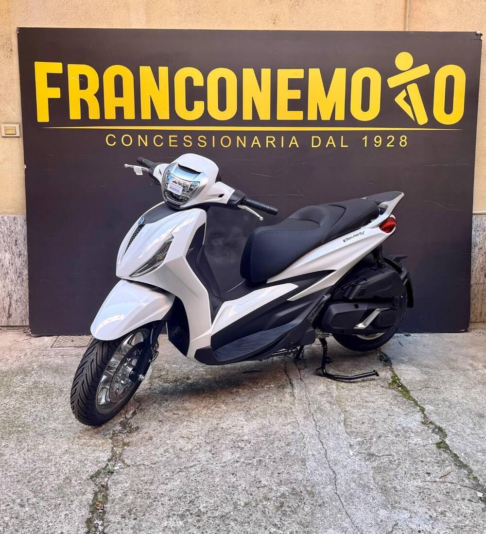 Piaggio Beverly 400 (2025) (3)
