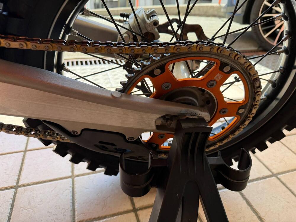 KTM 250 SX-F (2025) (7)