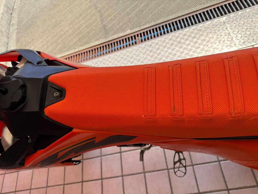 KTM 250 SX-F (2025) (9)