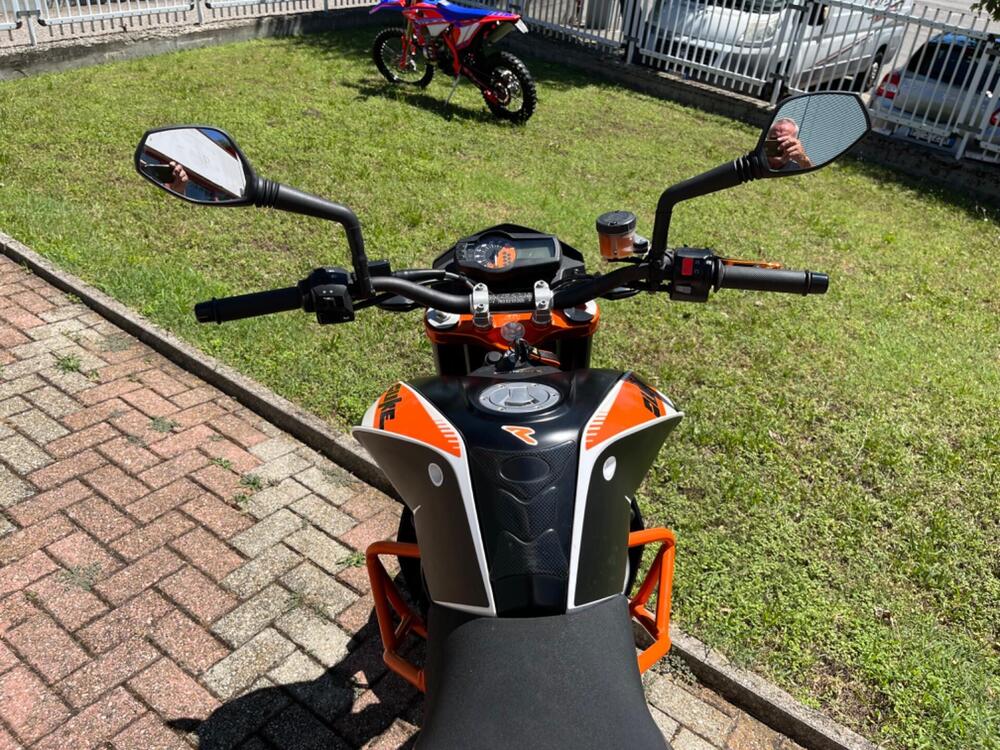 KTM 690 Duke R (2010 - 15) (15)