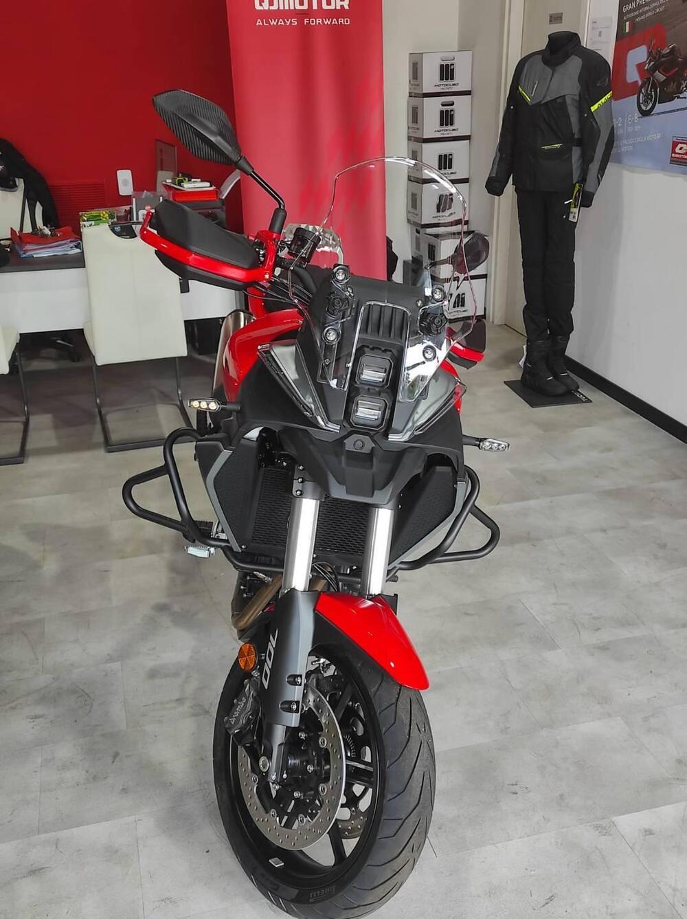 QJ Motor SRT 700 S (2025 - 26) (2)