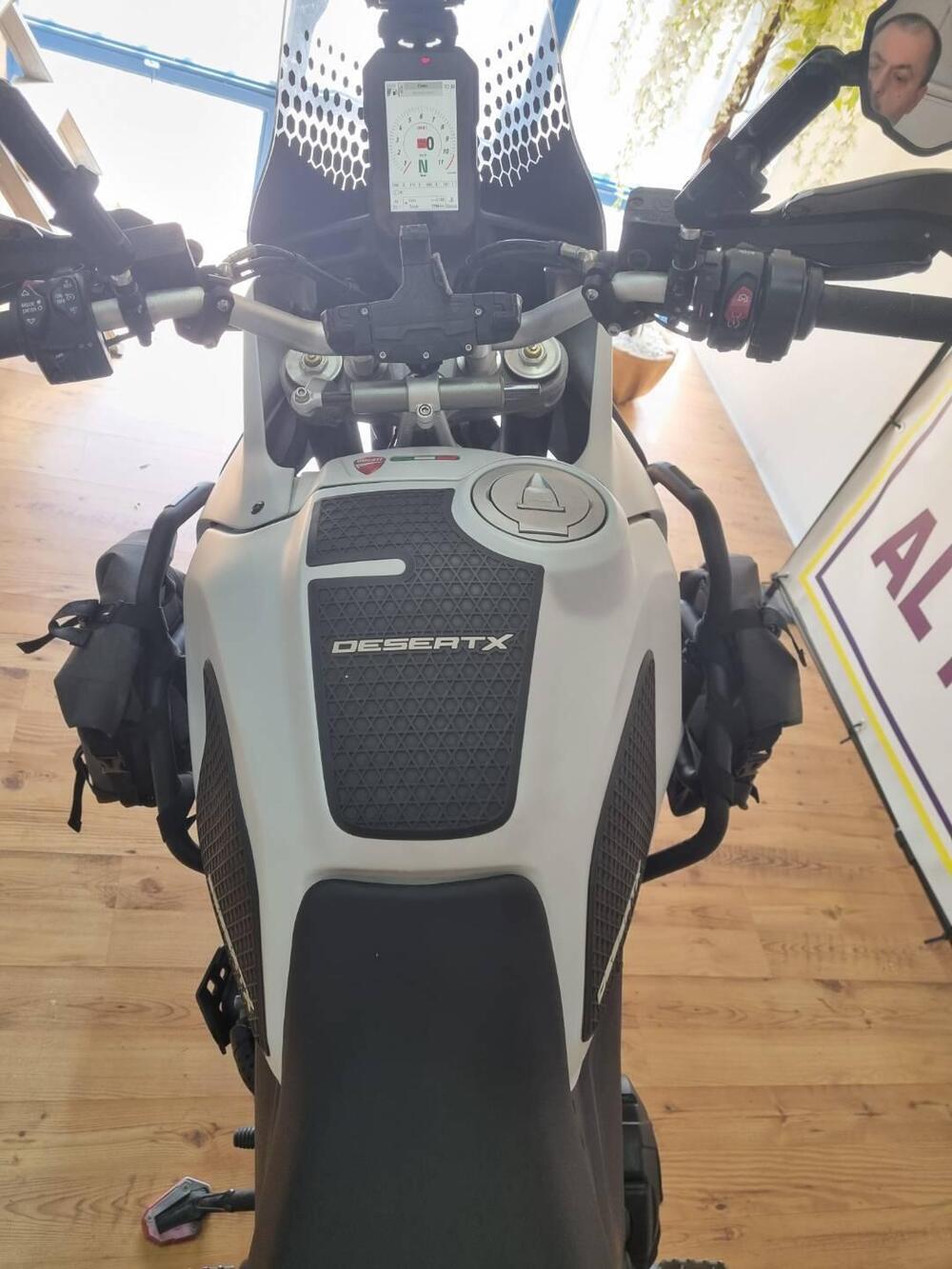 Ducati DesertX (2022 - 25) (7)