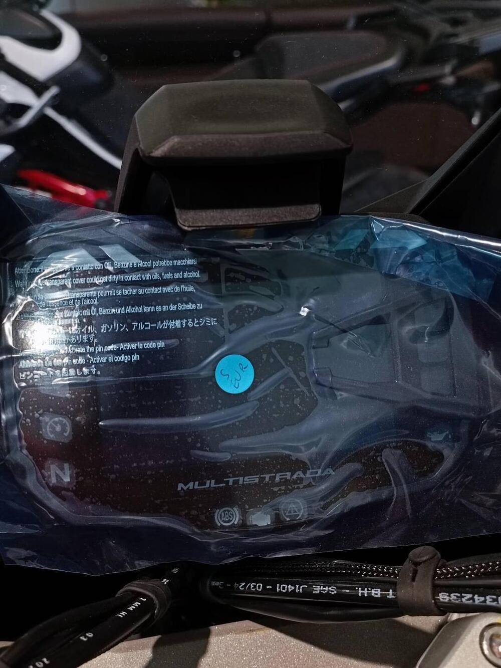 Ducati Multistrada V2 S (2022 - 24) (18)