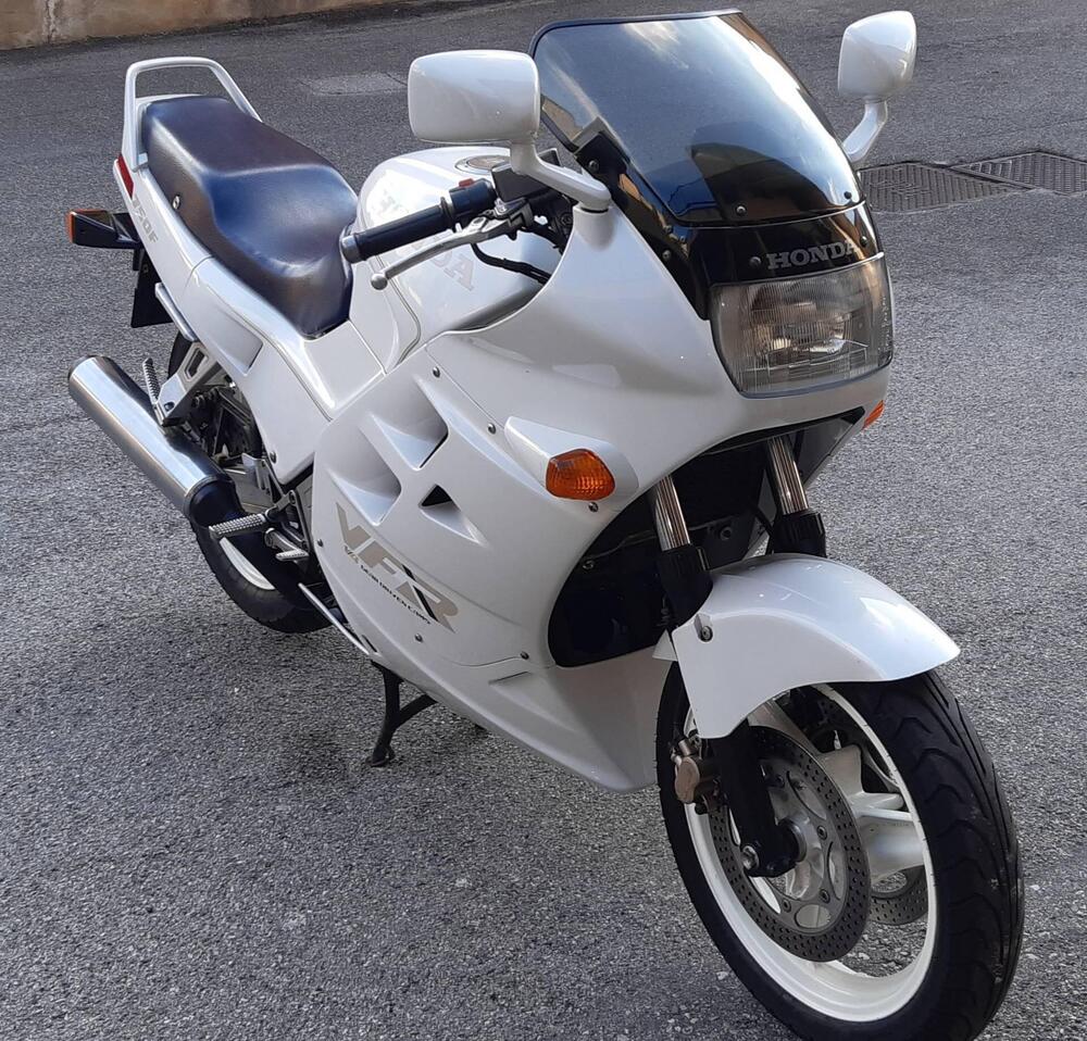 Honda VFR750FJ