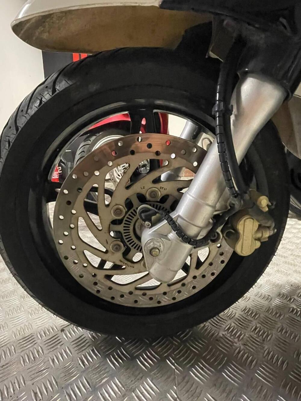 Piaggio Beverly 350 ABS (2016 - 20) (4)