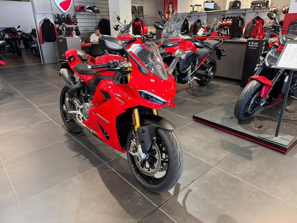 Ducati Panigale V2 S (2025) (3)