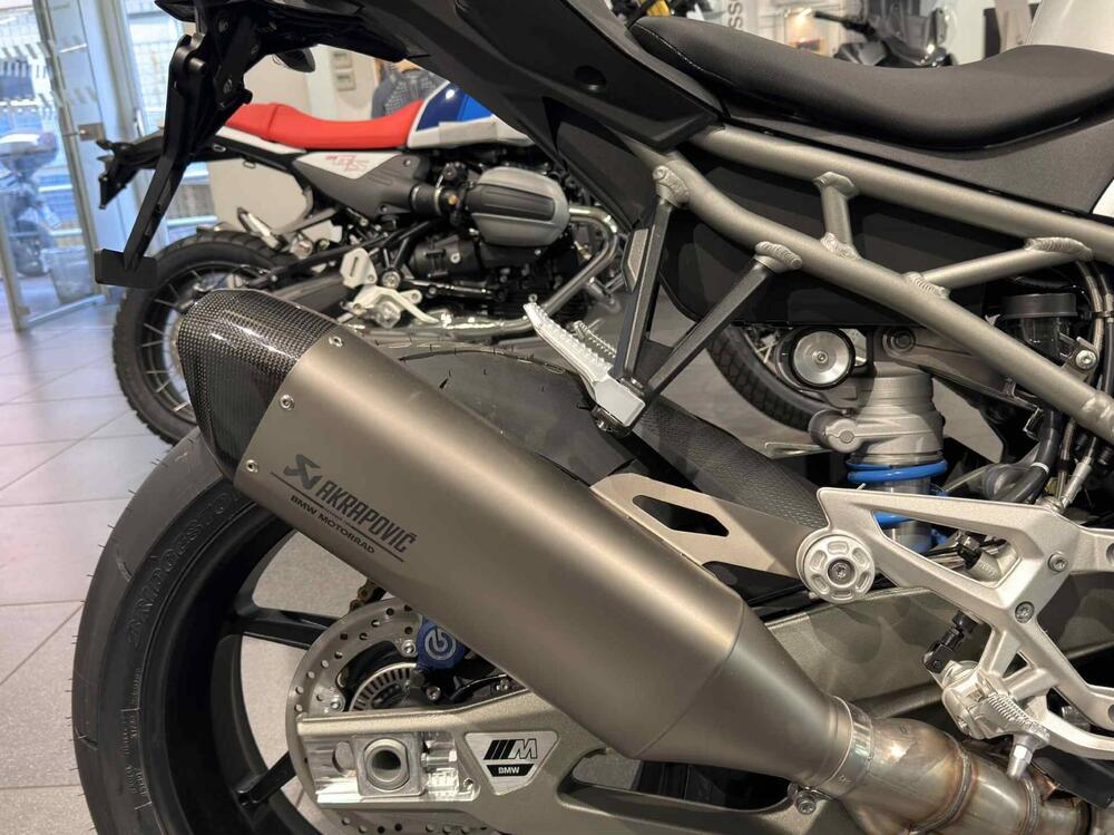 Bmw M 1000 R (2025) (2)