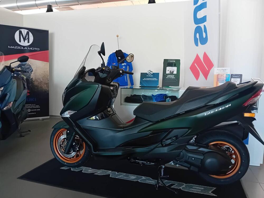 Suzuki Burgman 400 (2025) (8)