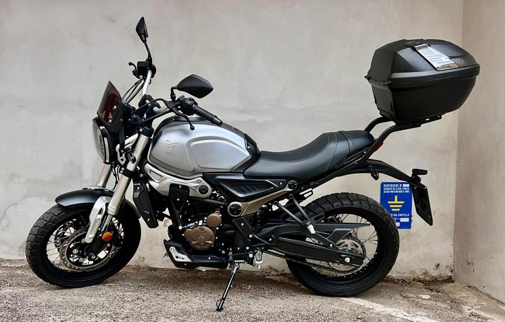 Voge Trofeo 300ACX Scrambler (2021 - 26)