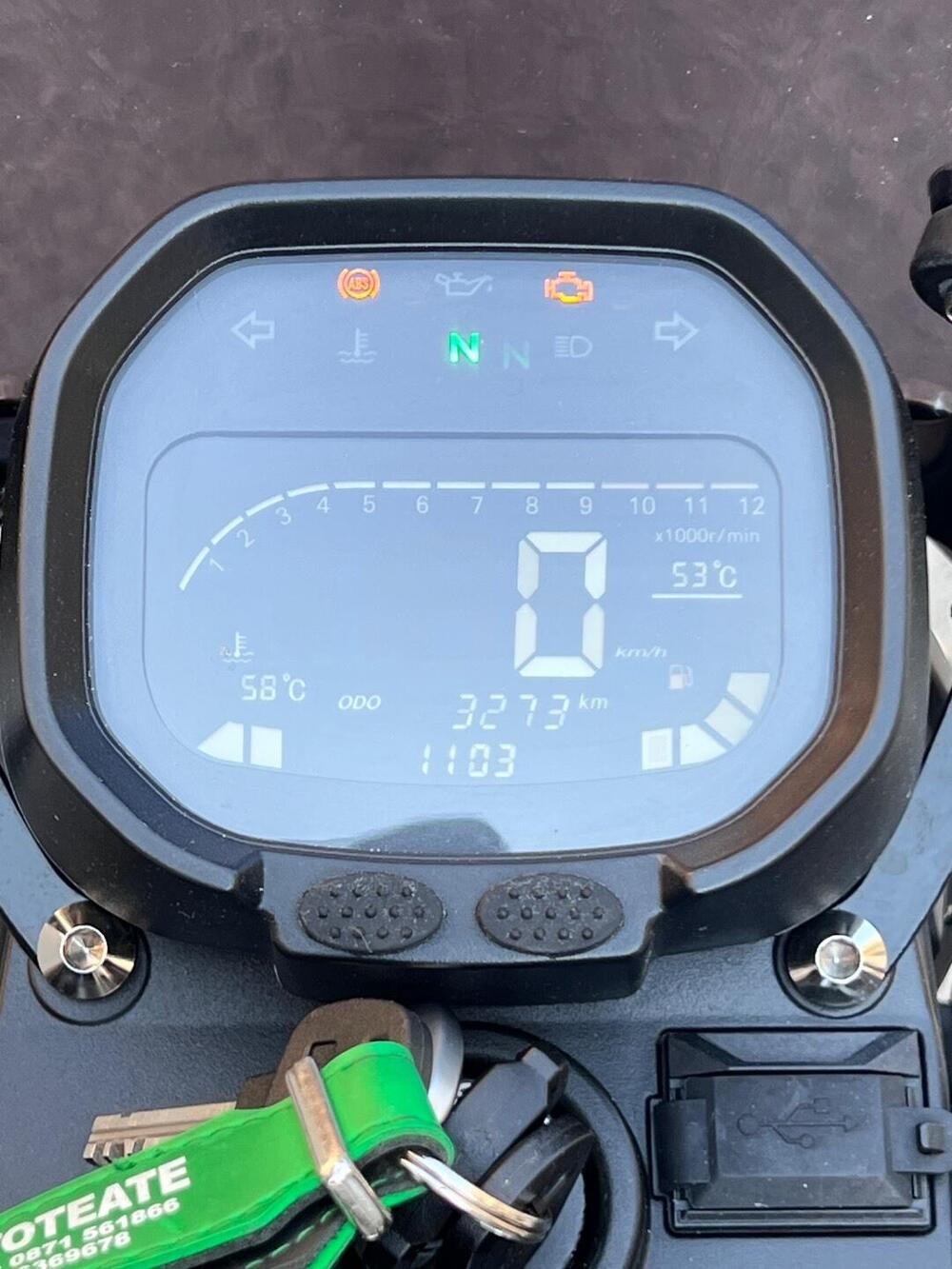 Voge Trofeo 300ACX Scrambler (2021 - 26) (5)