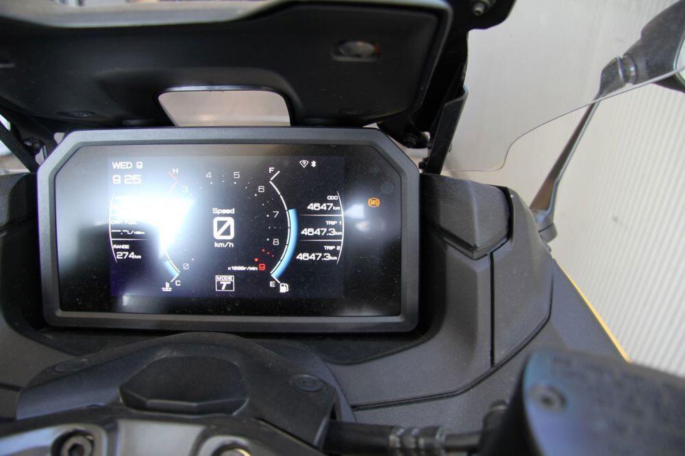 Yamaha T-Max 560 (2022 - 24) (5)