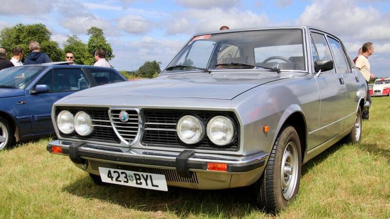 Alfa Romeo Rio: la storia di un&#039;Alfa &quot;di ritorno&quot; che non beveva alcool