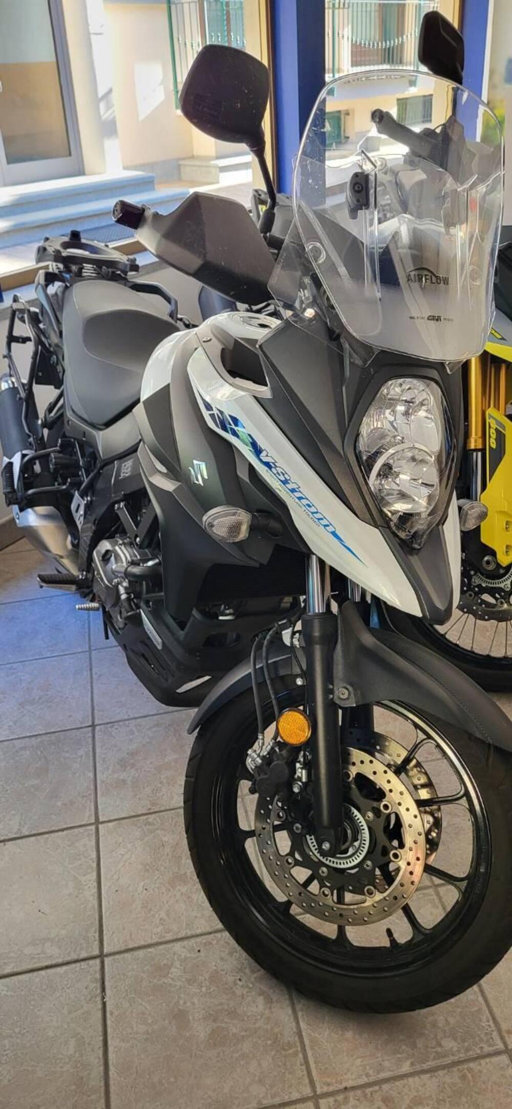 Suzuki V-Strom 650 (2021 - 25) (2)