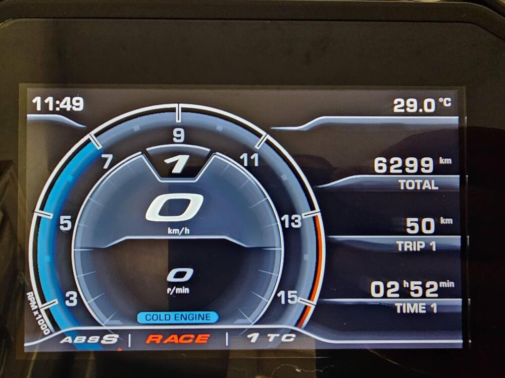 MV Agusta Brutale 800 Rosso (2021 - 23) (6)