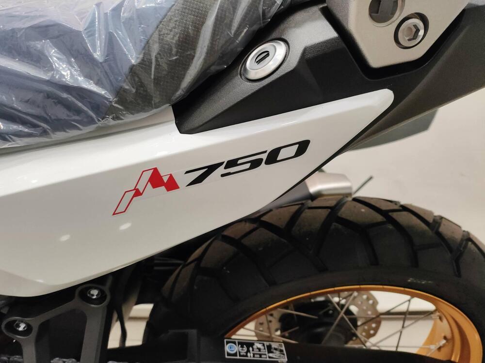 Honda Transalp XL750 (2025) (9)