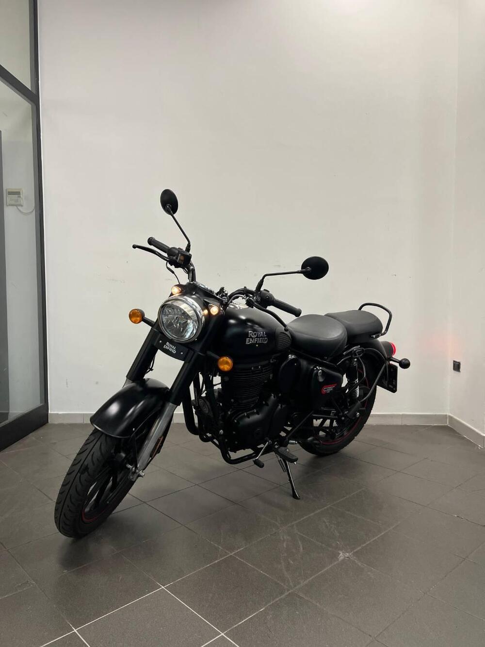 Royal Enfield Classic 350 (2021 - 26) (6)