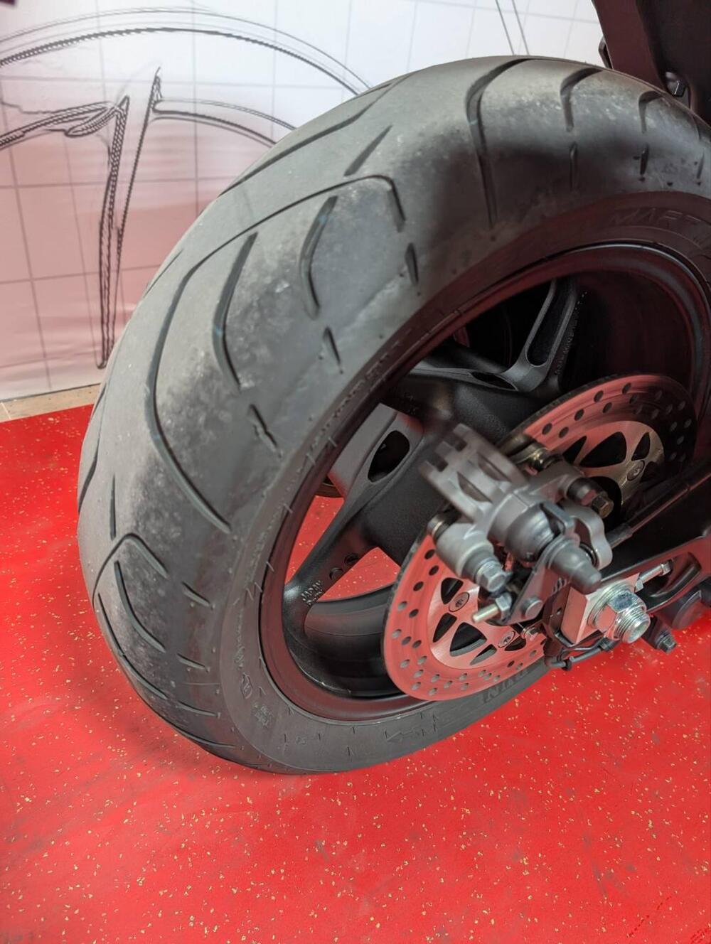 Yamaha T-Max 530 DX (2017 - 19) (8)