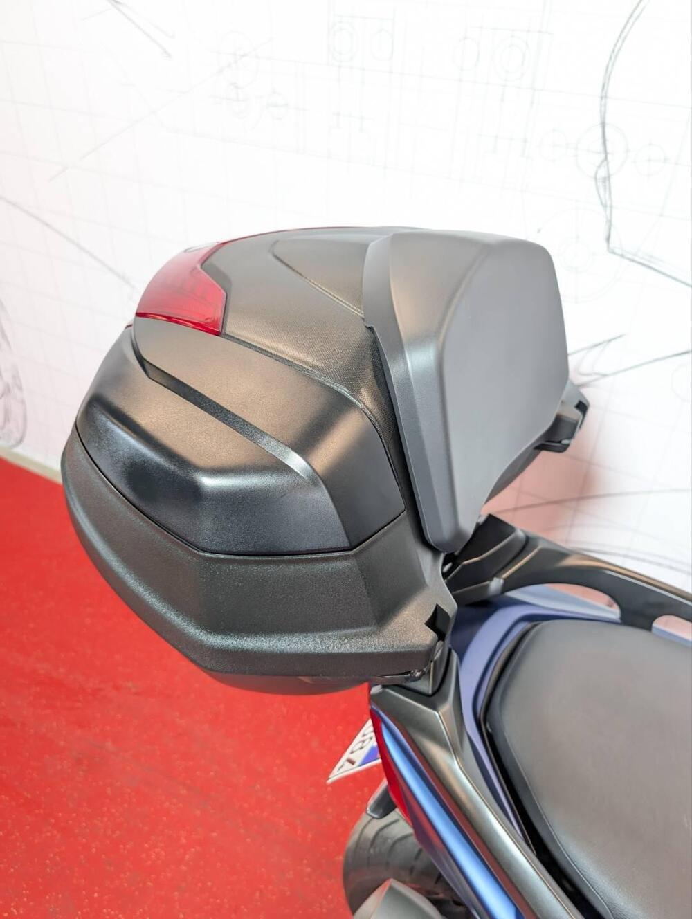 Yamaha T-Max 530 DX (2017 - 19) (10)