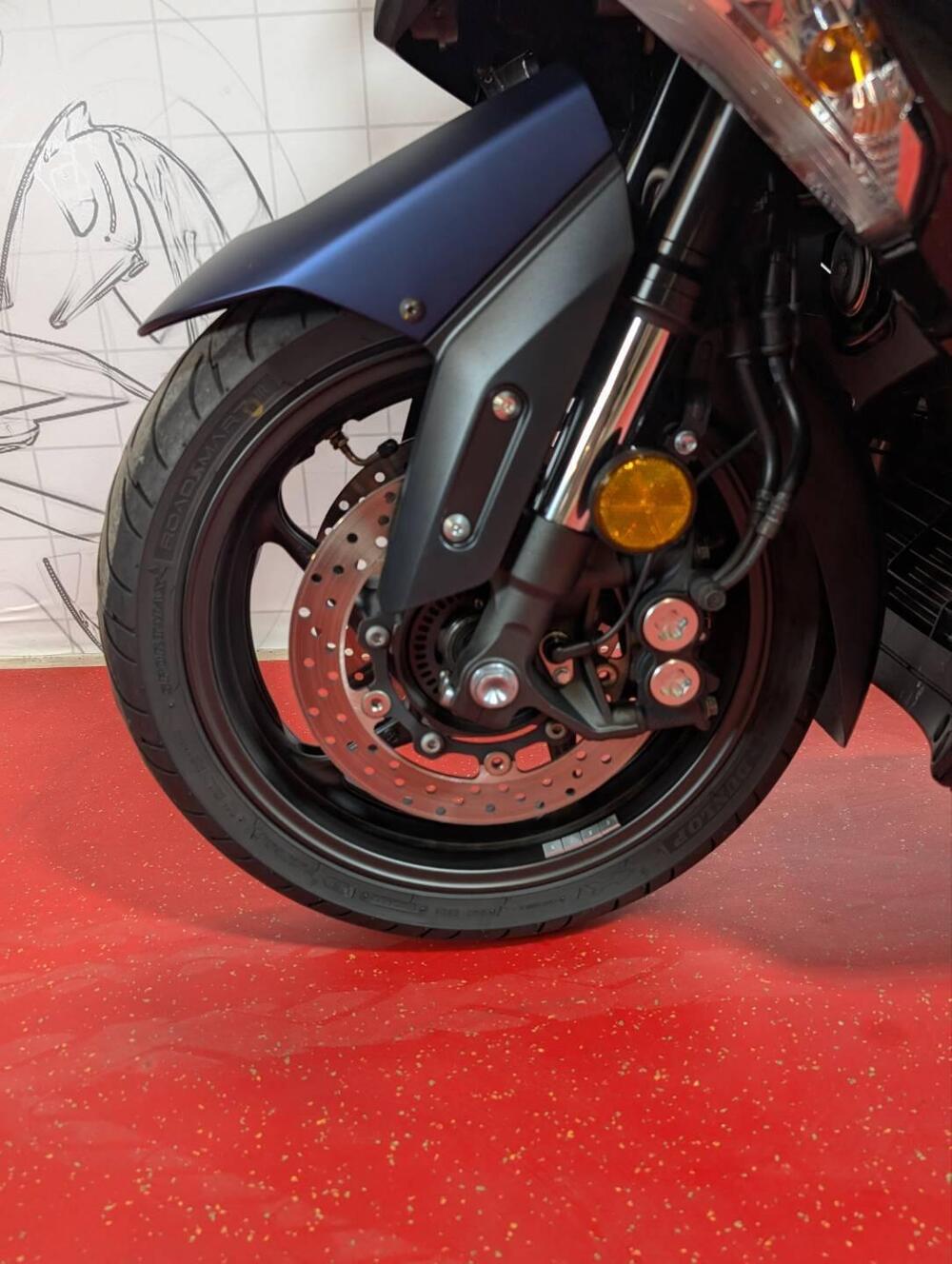 Yamaha T-Max 530 DX (2017 - 19) (14)